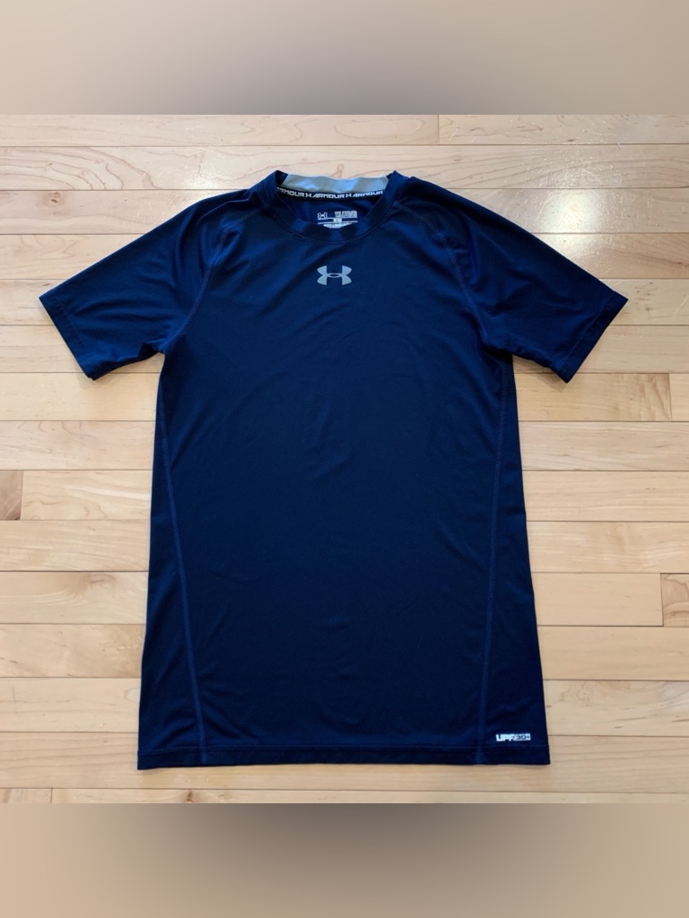 Under Armour Youth Boys XL 16 Navy Blue Fitted Athletic Short Sleeve Shirt UPF30